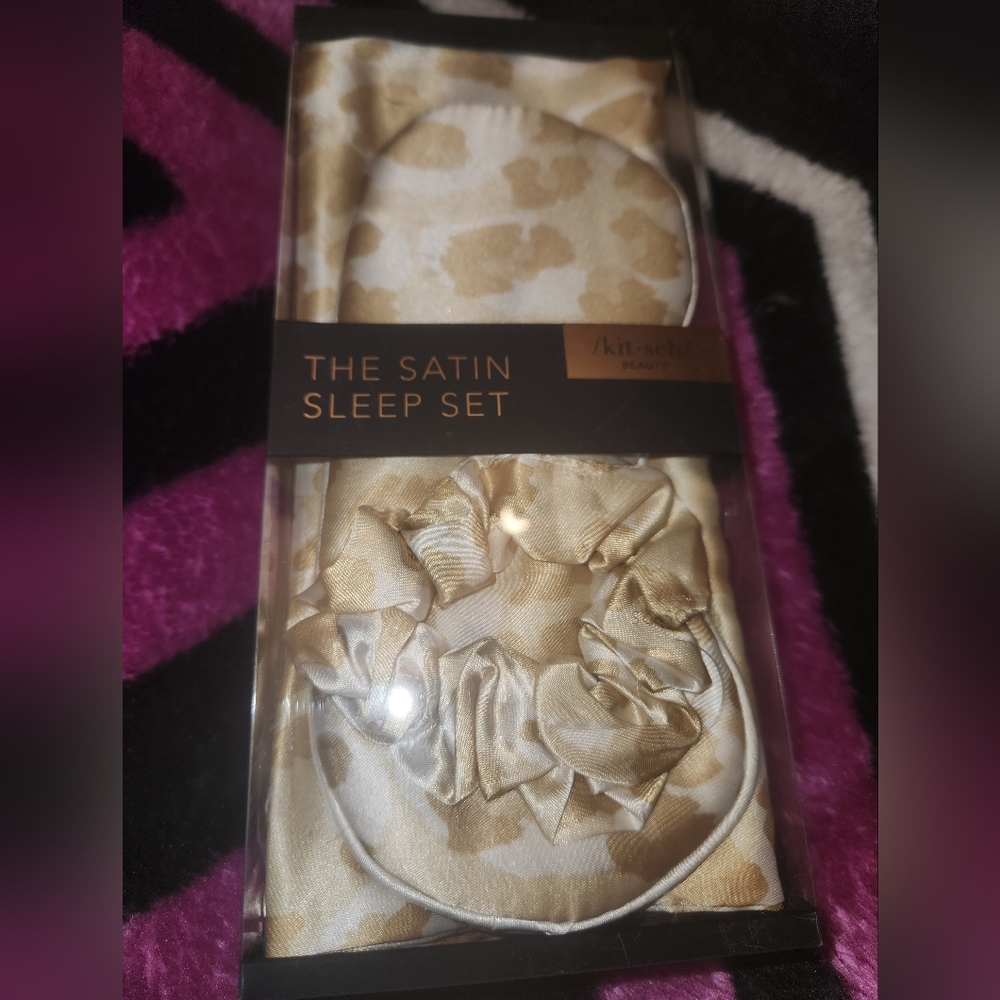 Kitsch Beauty Satin Sleep Set